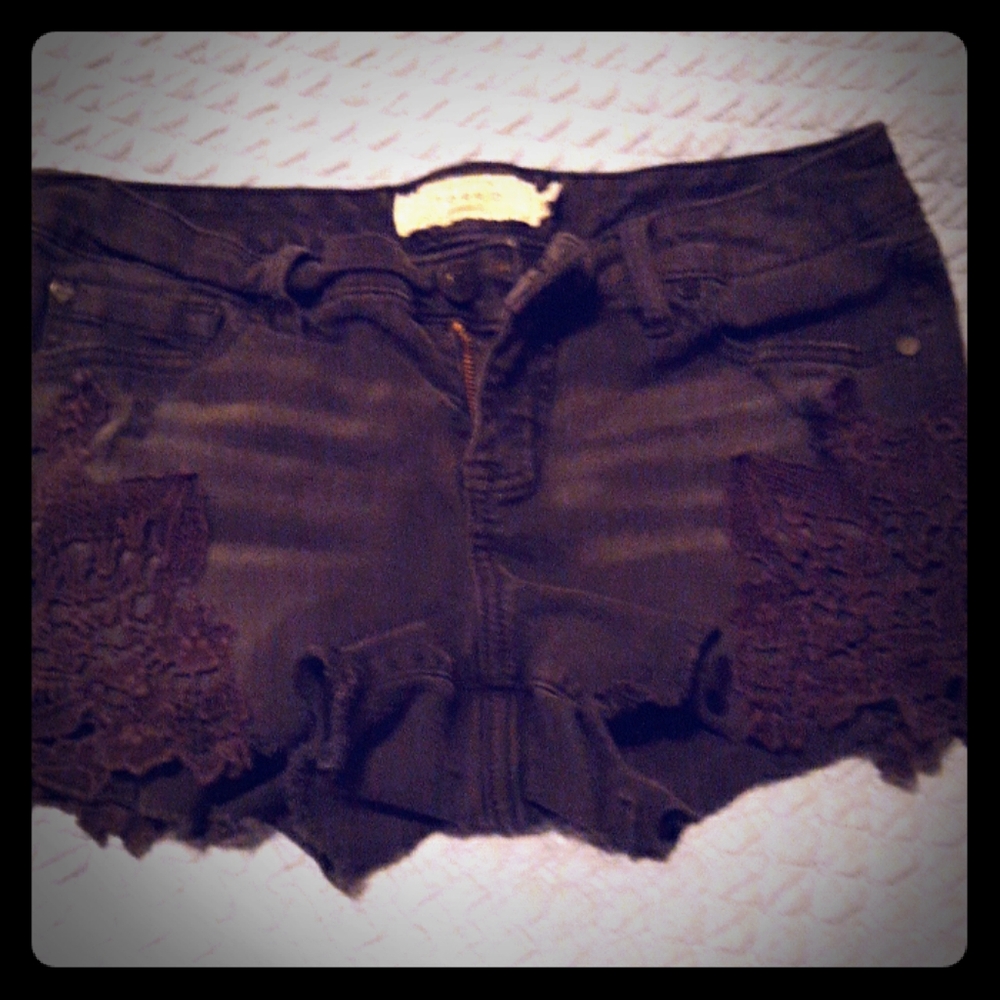 Cute little shorts 🎀